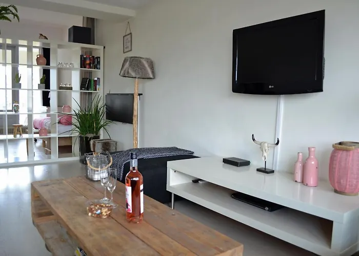 House Sea-side Apartment