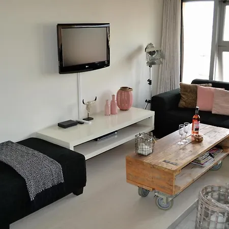 Apartment House Sea-side